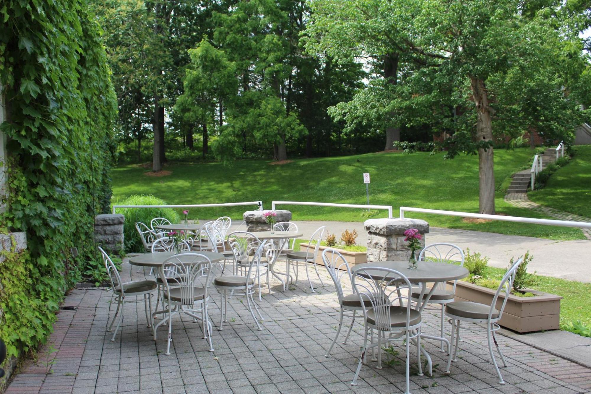 Westover Inn Saint Marys Buitenkant foto