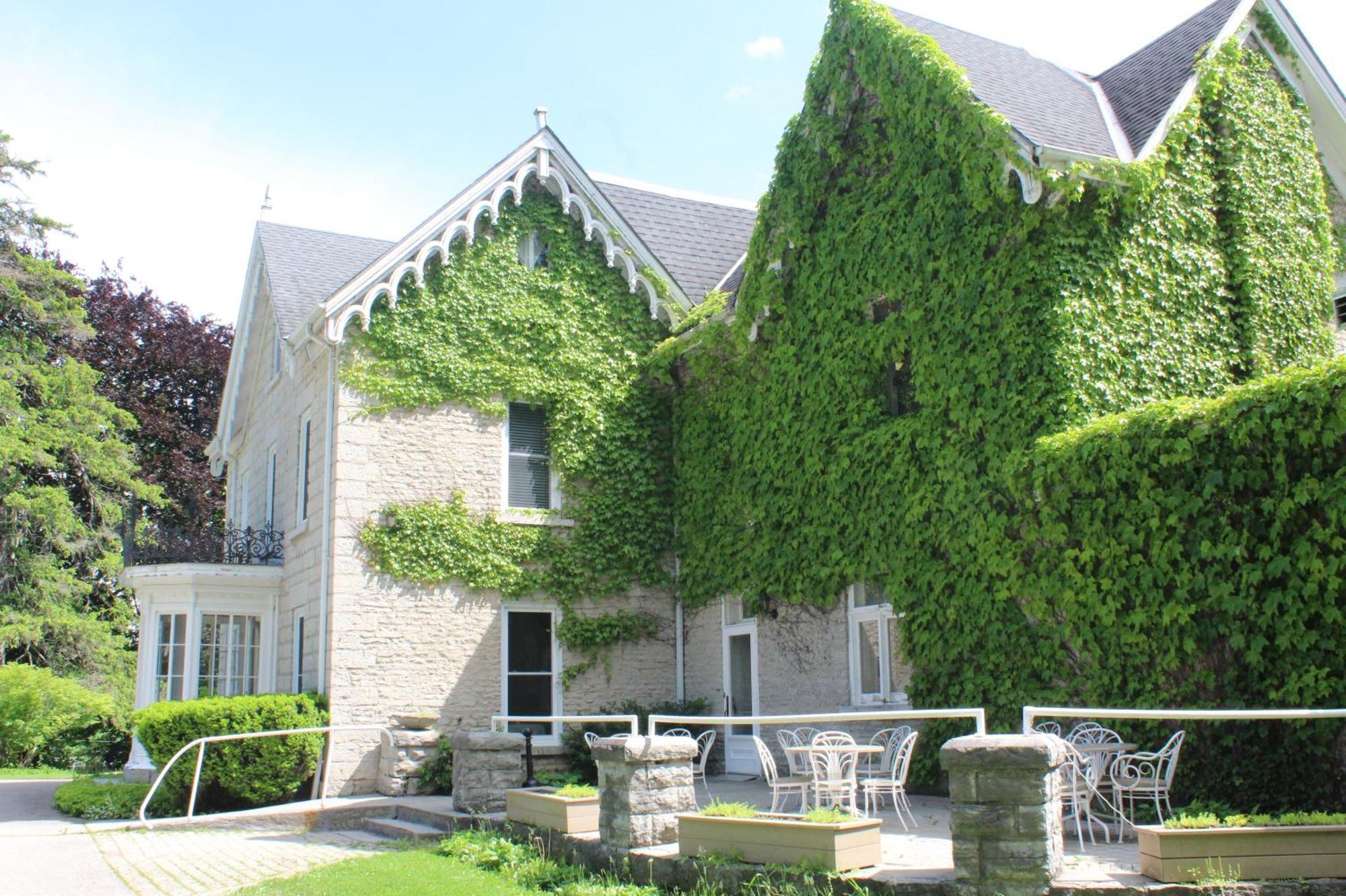 Westover Inn Saint Marys Buitenkant foto
