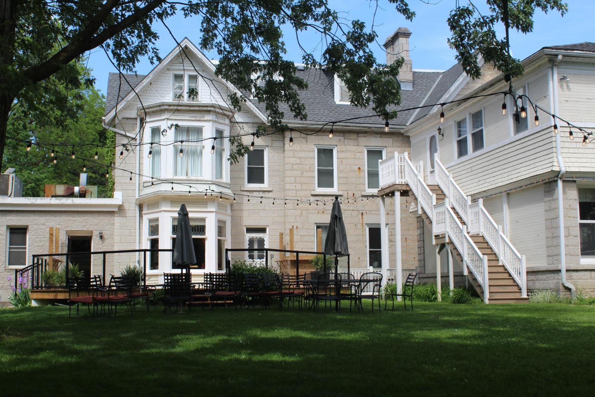 Westover Inn Saint Marys Buitenkant foto