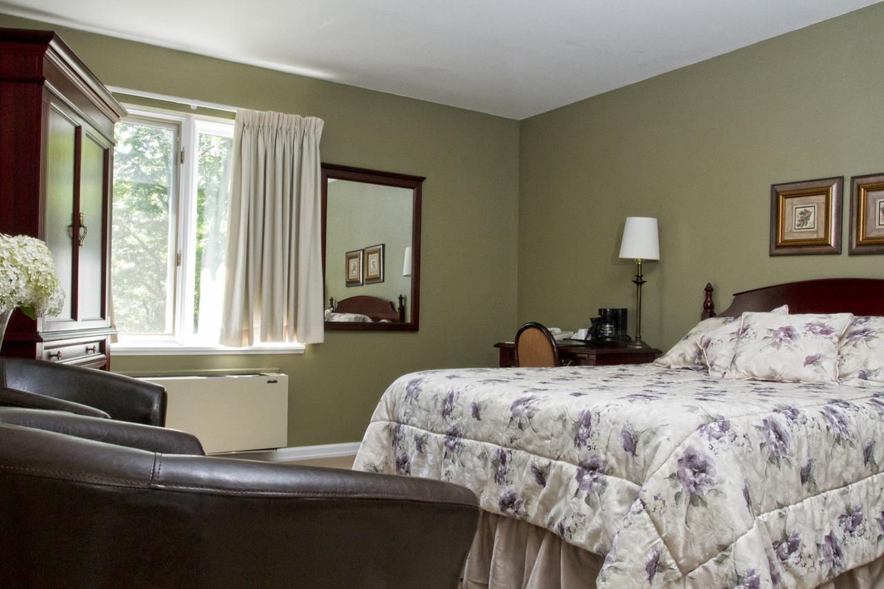 Westover Inn Saint Marys Buitenkant foto